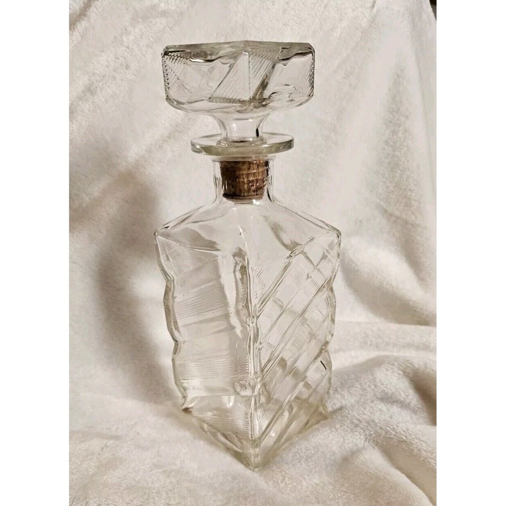Vintage I.W. Harper Decanter CLEAR MID 20TH CENTURY Whiskey Bottle With CORK